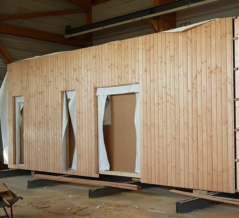 une extension de maison fabriquée dans notre atelier de Vendée